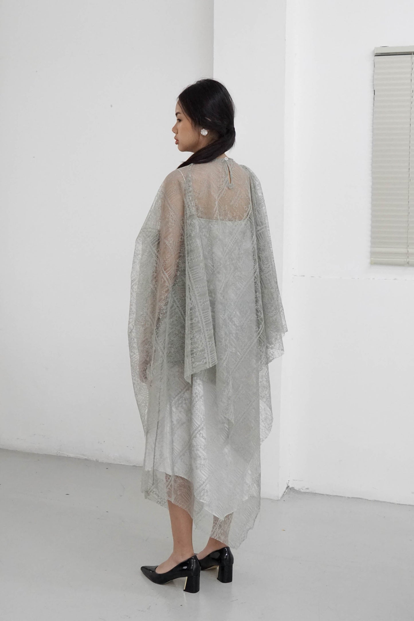 Aqila Outer - Sage