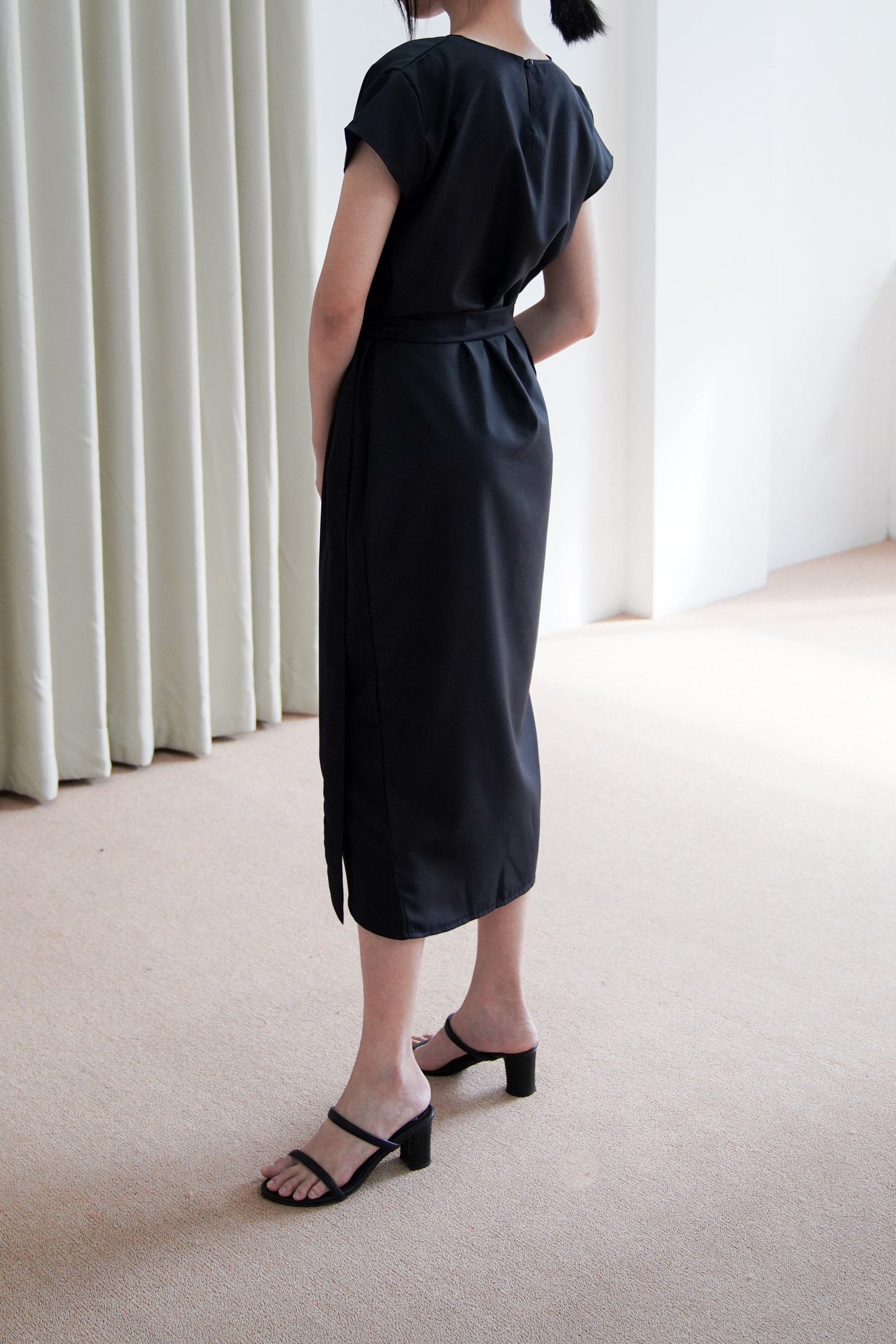 Akina Dress - Black