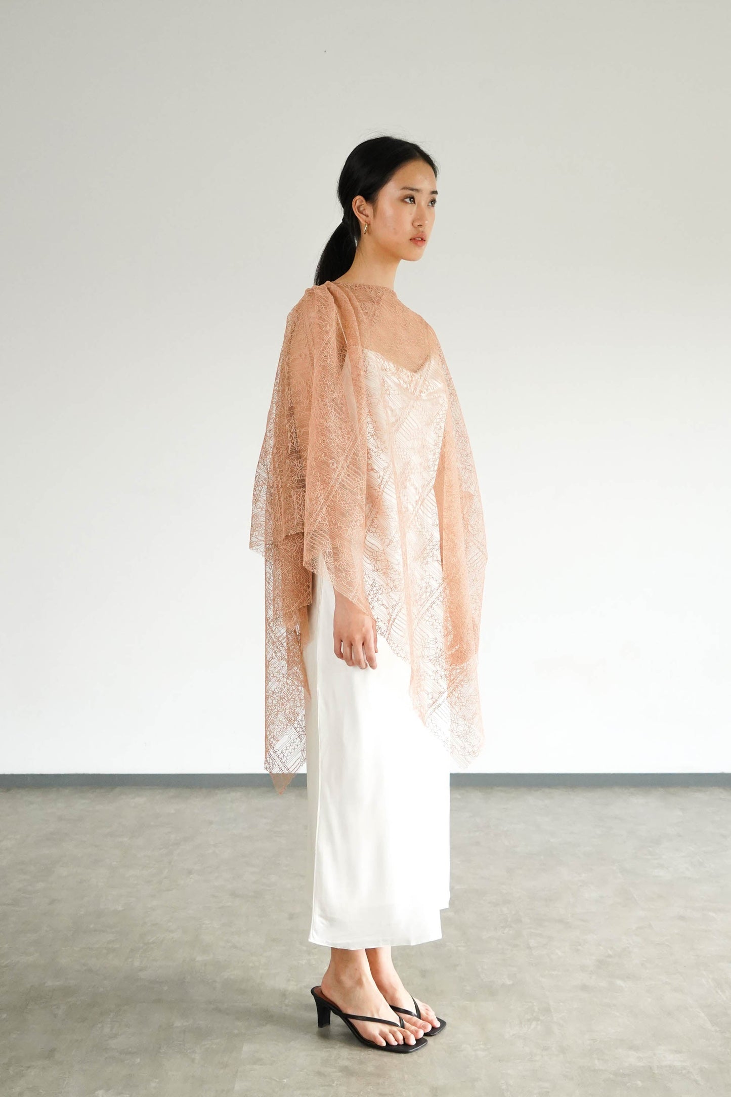 Aqila Outer - Nude