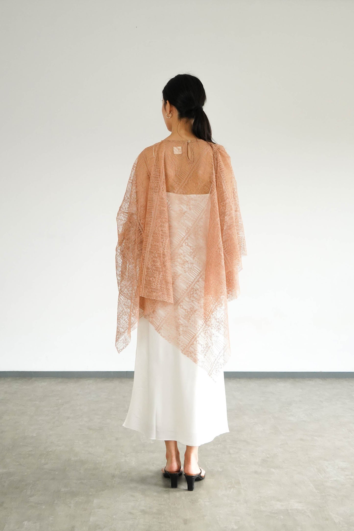 Aqila Outer - Nude