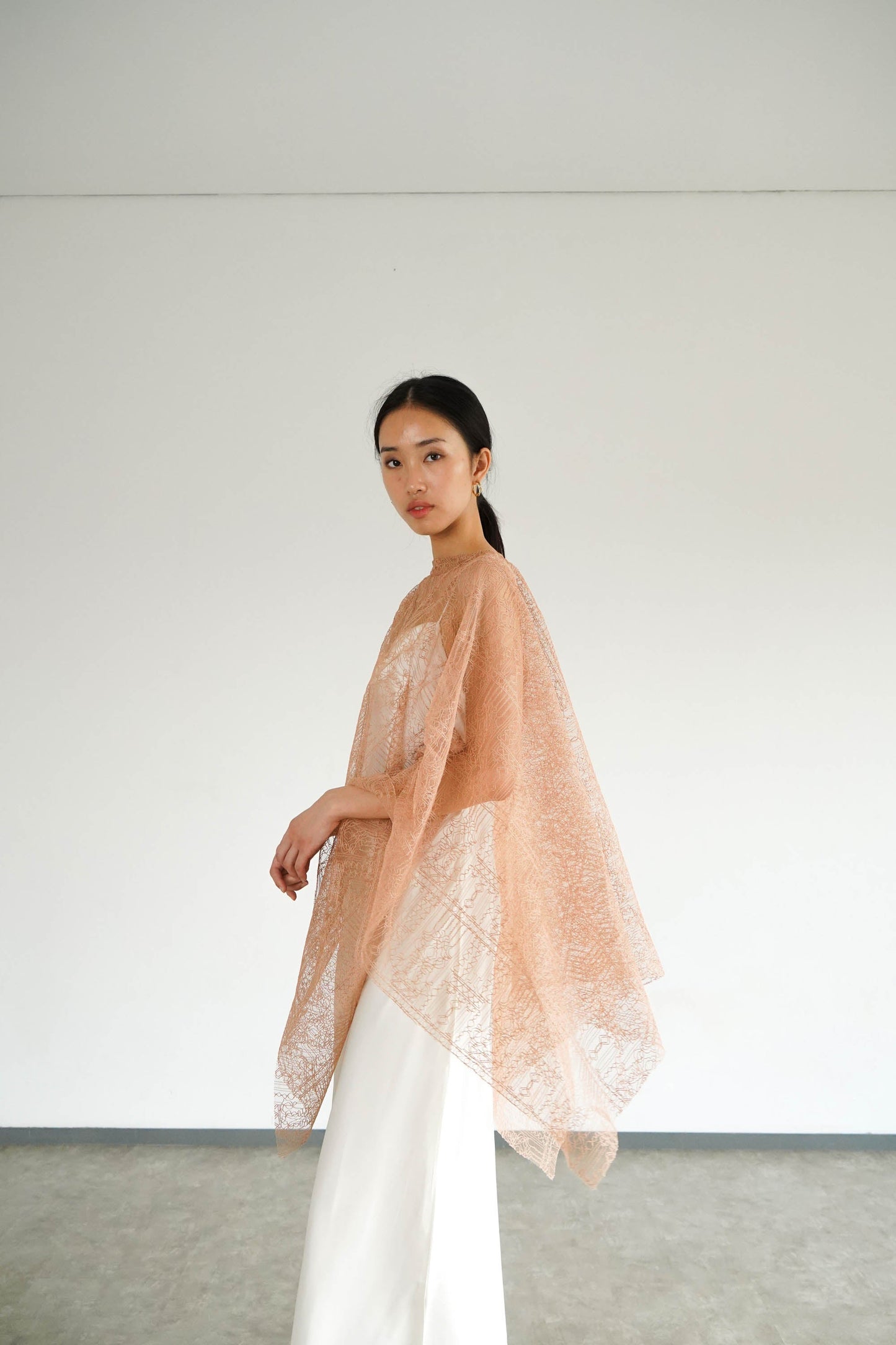 Aqila Outer - Nude