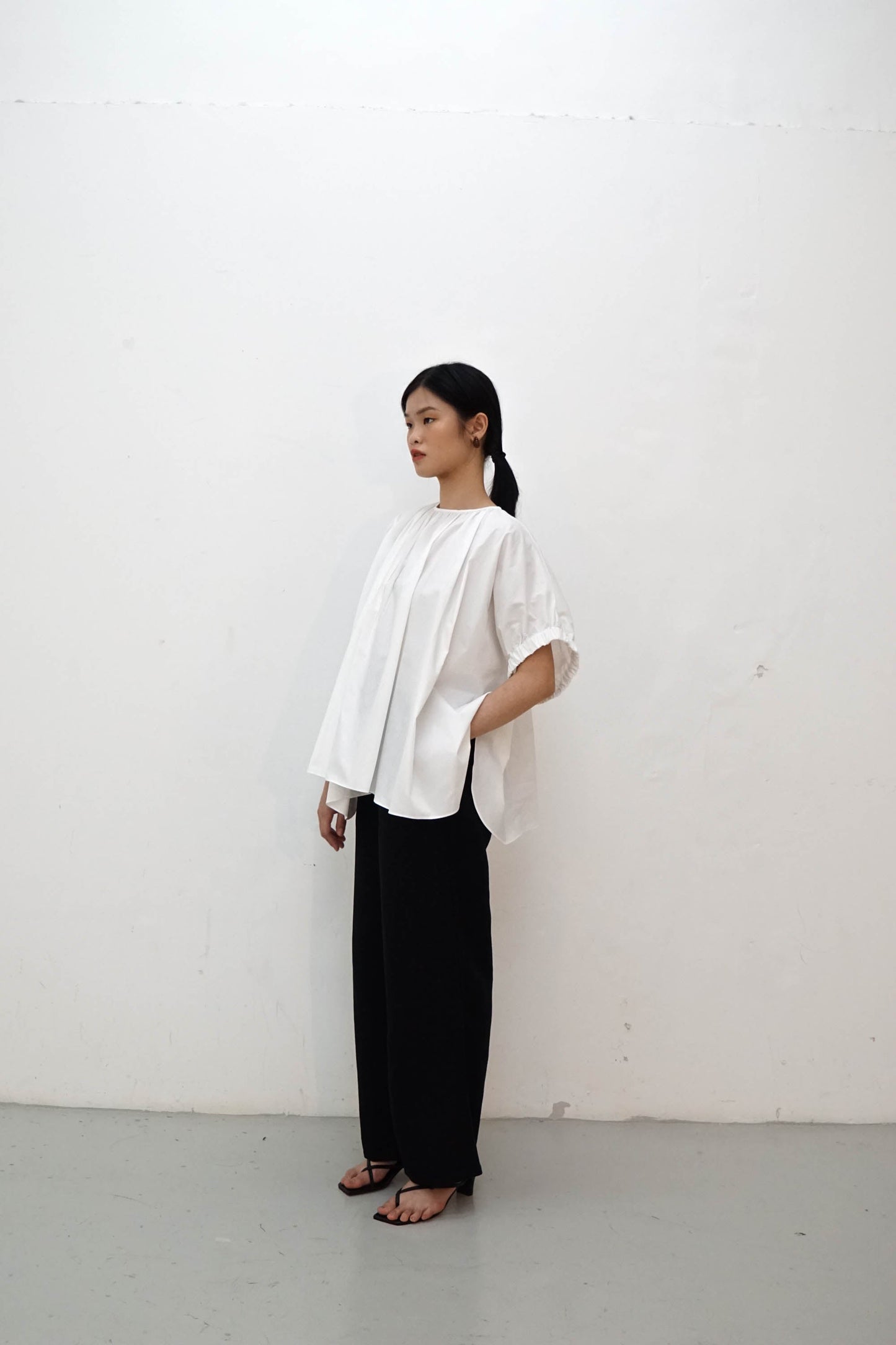 Yubi Top - White