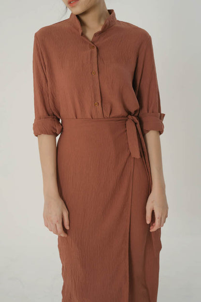 Sada Crinkle Dress - Brown